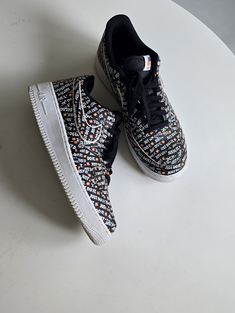 Mens Airforce 1 Logo Shoes